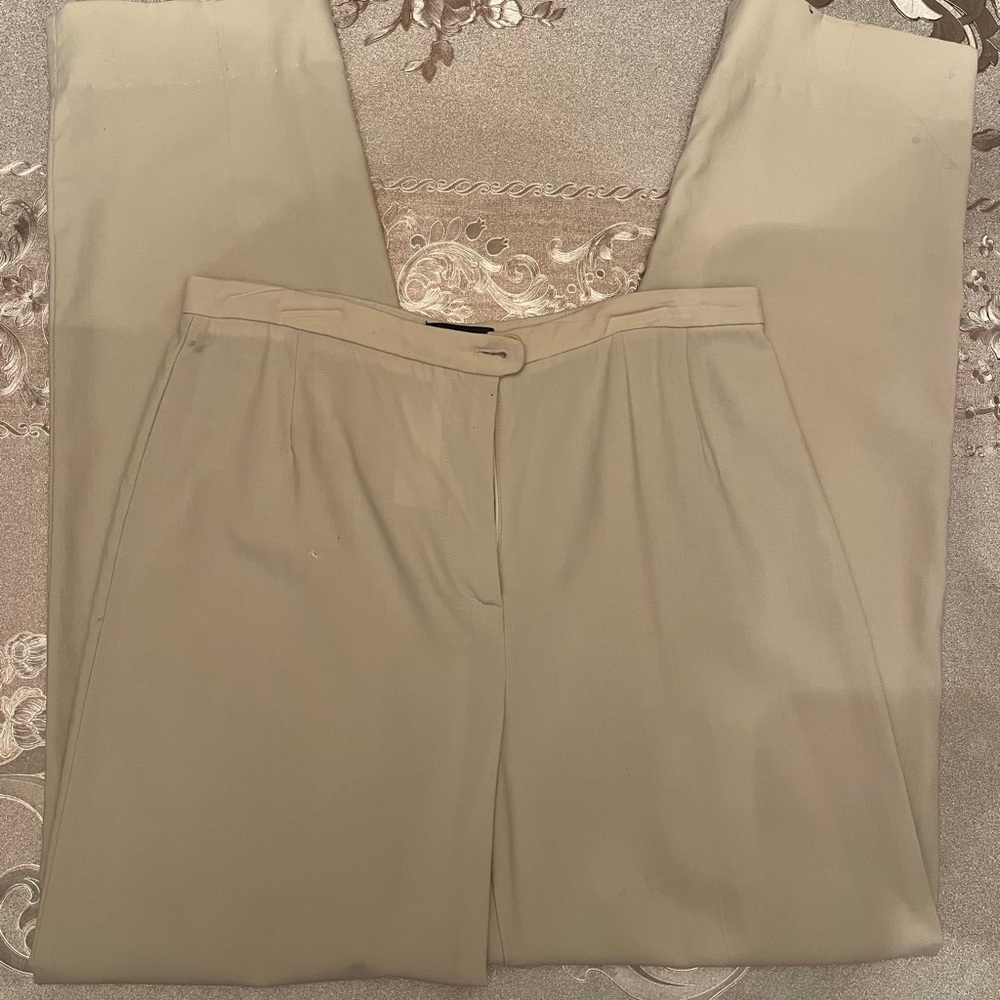 Vintage beige Giorgio Armani pants 100% wool made in Italy size 10